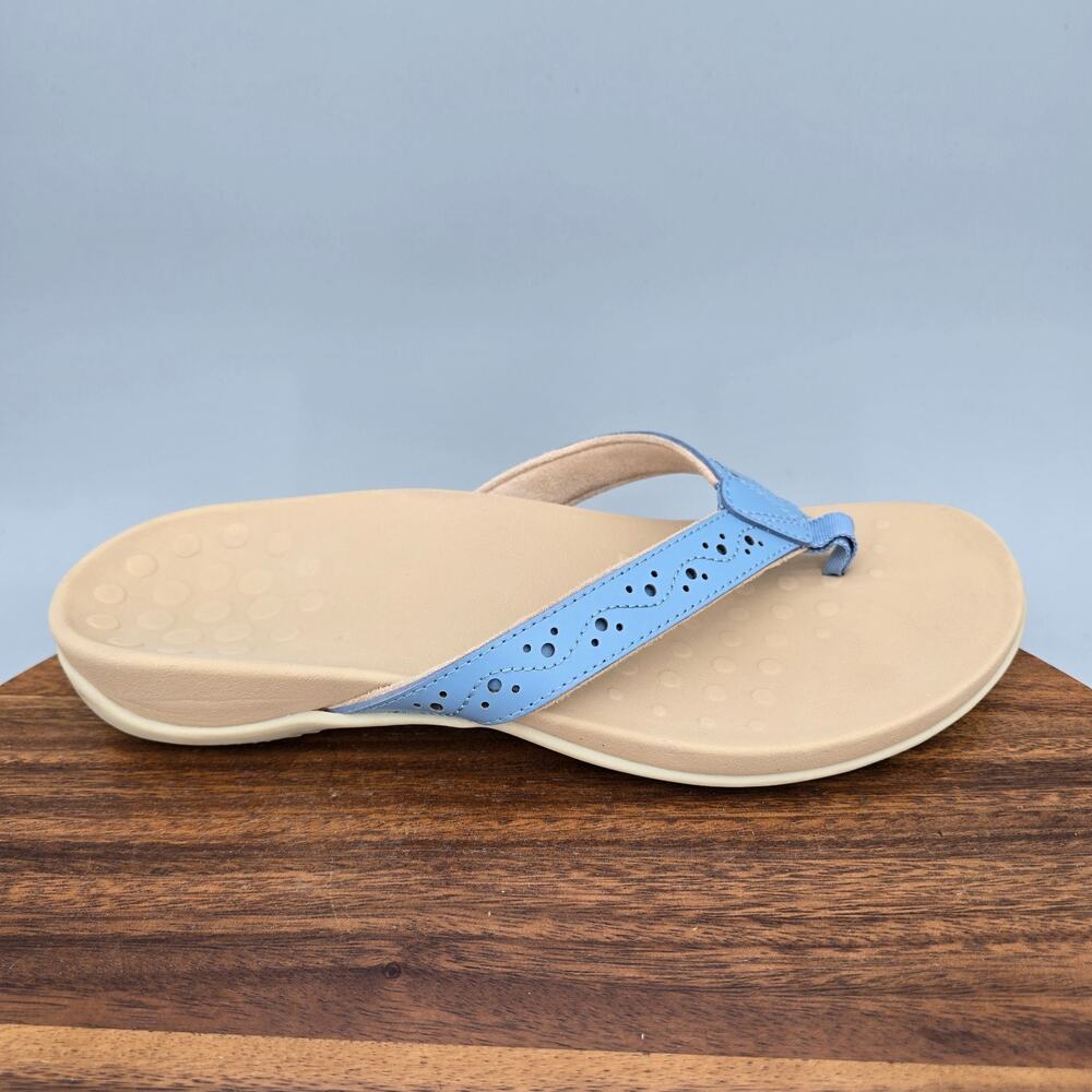 Vionic Aliza Sandals Womens 9.5 Blue Perforated Cut Out Comfort Orthotic Thong